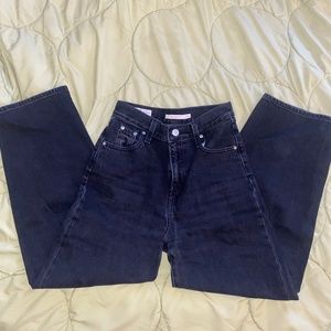 Levi’s Black Jeans
